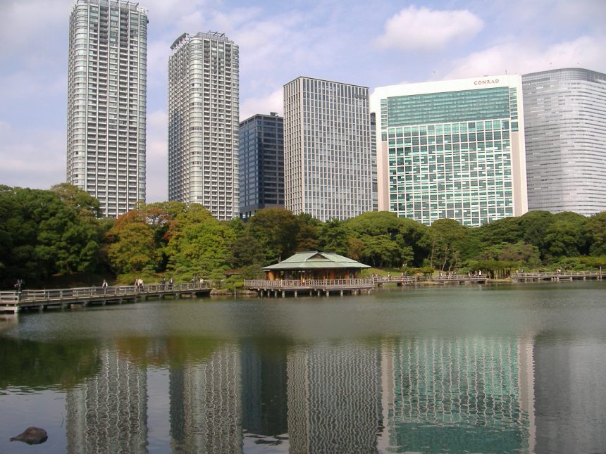 Hamarikyu Garden